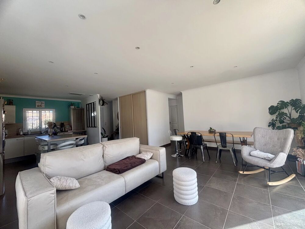 Maison en 3 faces avec piscine