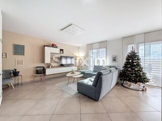  Appartement � vendre 4 pi�ces 93 m�