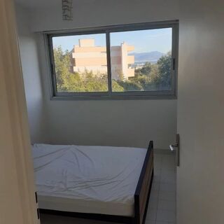  Appartement à louer 2 pièces 45 m²
