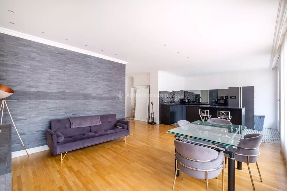 EXCLUSIVITE TRES BEAU-T3- TRIANGLE D'OR LYON 6ème