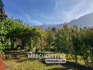 Vente Terrain Petit Mazot à rénover sur un beau terrain constructible de 512 m Ayse