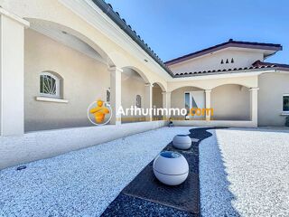  Maison  vendre 5 pices 175 m