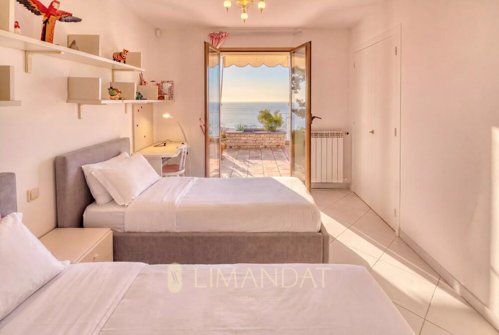 � vendre  Maison Roquebrune-Cap-Martin (06190)