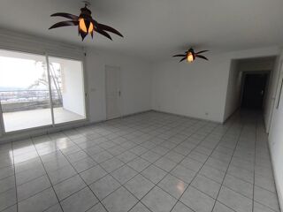  Appartement à louer 4 pièces 100 m²