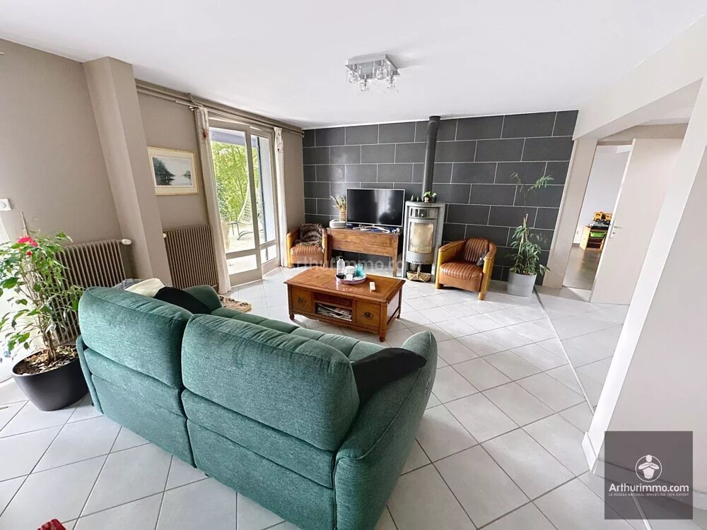 À Vendre  Belle Maison Familiale à SAINT-LÉGER-SUR-ROANNE