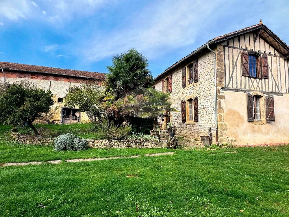 Maison 9 pièces 240 m² · à Trie-sur-Baïse · 240 m² · 319 000 €