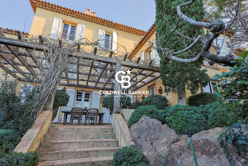 � vendre  Villa Rayol-Canadel-sur-Mer (83820)