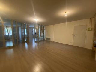  Appartement à louer 3 pièces 91 m²