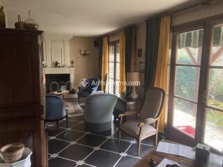  Maison à vendre 14 pièces 266 m²