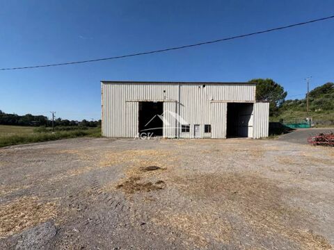   4 Hangars - Surface totale 1779m² - Proche Alès 