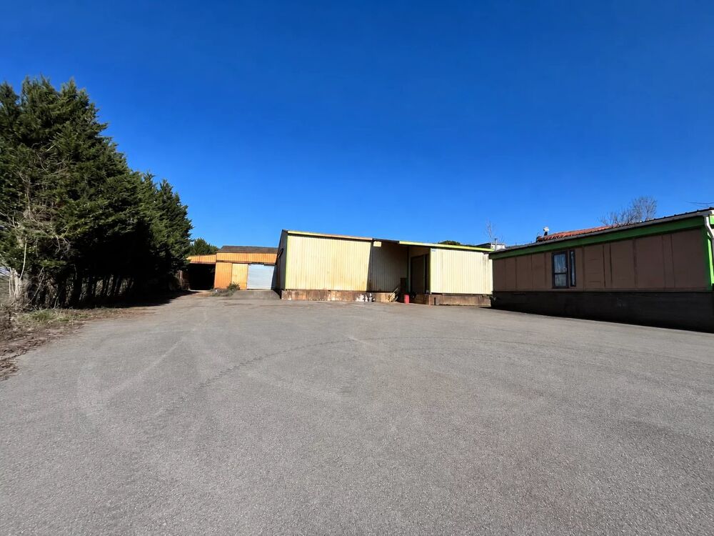 Vente Immeuble Ensemble immobilier hangar et bureau Braine Brenelle
