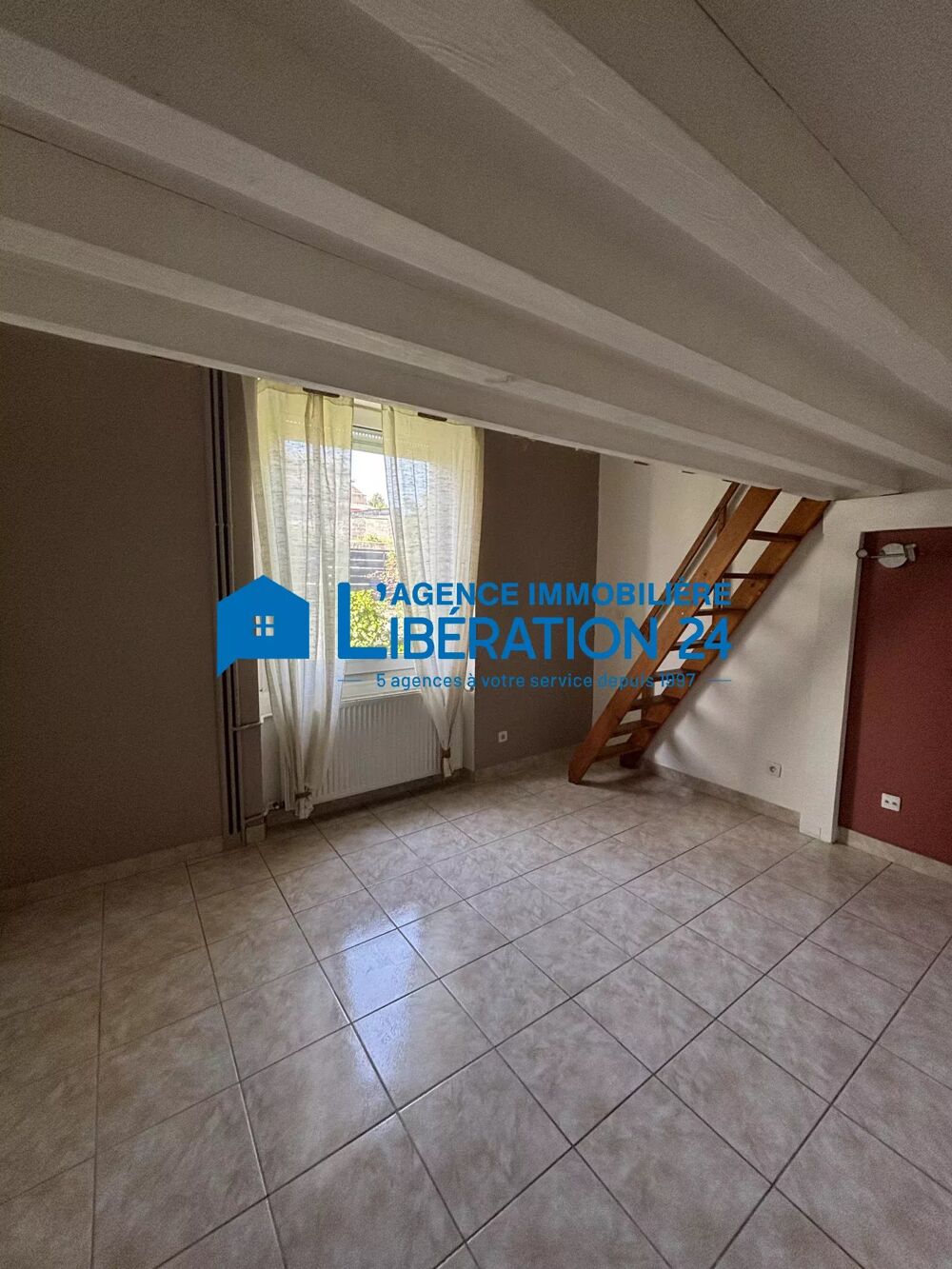 Studio avec mezzanine quartier BELLEVUE