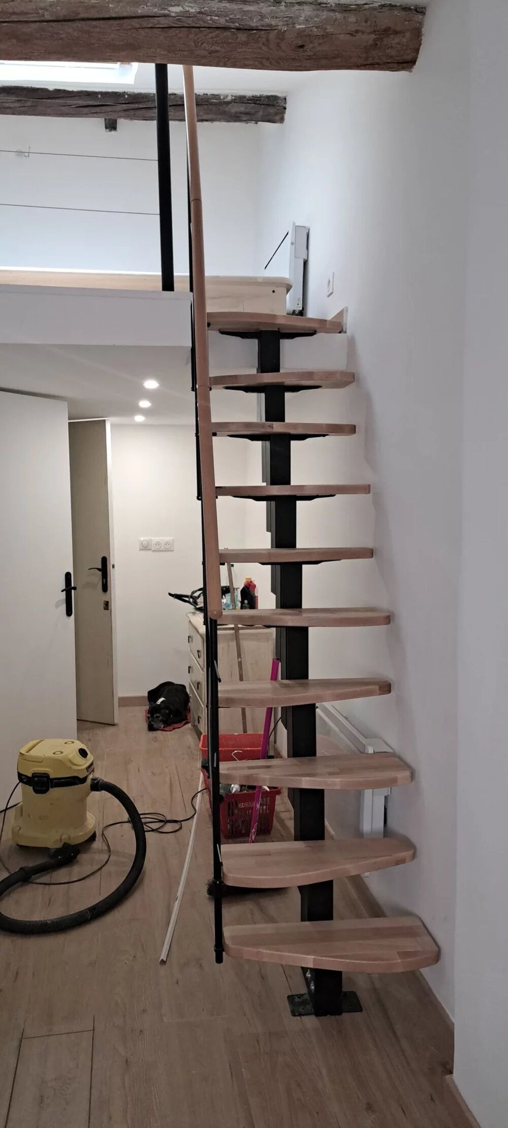 Location Appartement F1bis avec mezzanine au centre d'antibes Antibes