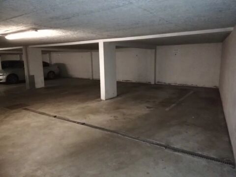  Parking / Garage � louer 1 pi�ce 9 m�