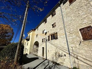  Appartement � vendre 5 pi�ces 77 m�