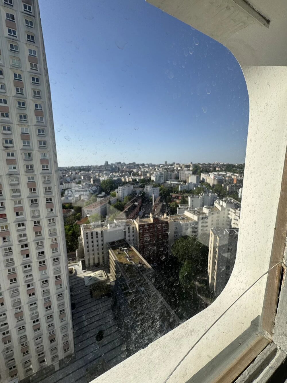 Vente Appartement 2/3 pièces cave parking et vue Paris 20