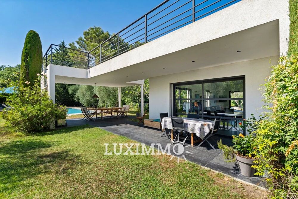 Maison 10 pièces 200 m² · à Valbonne · 200 m² · 1 590 000 €