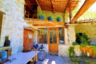  Maison � vendre 15 + pi�ces 450 m�