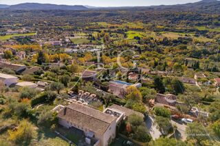  Maison � vendre 10 pi�ces 380 m�