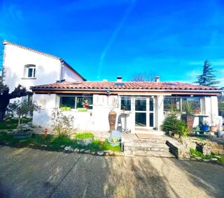  Maison  vendre 6 pices 207 m