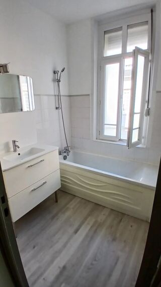  Appartement  vendre 3 pices 83 m