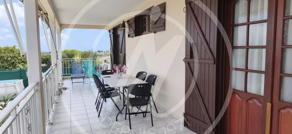 Location Maison 1600 euros A LOUER HAUT DE VILLA T4  MEUBLE LES ABYMES Les abymes