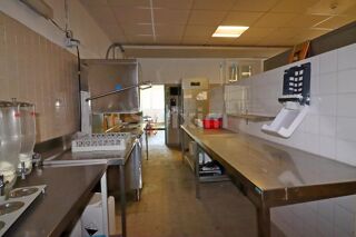  Immeuble � vendre 15 + pi�ces 1200 m�