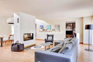  Villa  vendre 7 pices 228 m