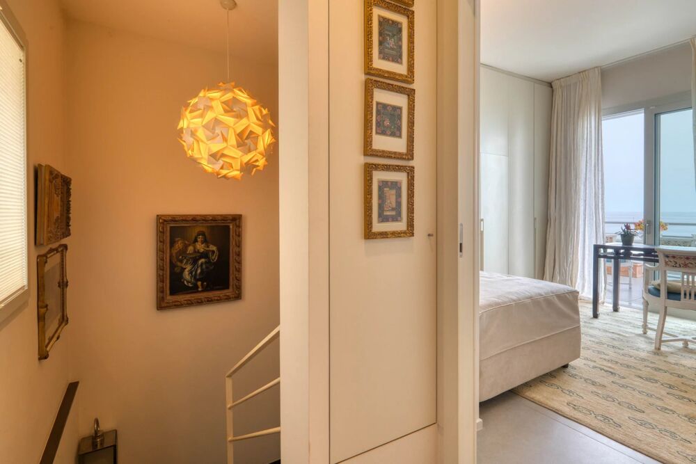 � vendre  Appartement Roquebrune-Cap-Martin (06190)