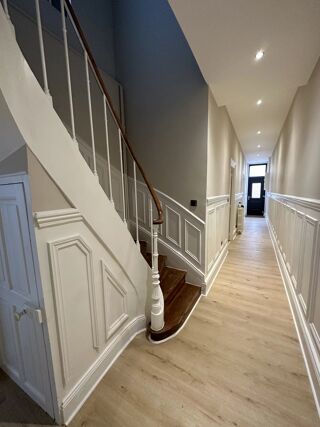  Maison à louer 7 pièces 160 m²