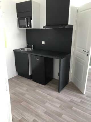  Appartement à louer 1 pièce 20 m²