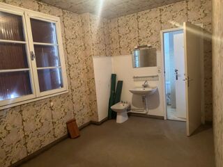  Immeuble à vendre 15 + pièces 335 m²