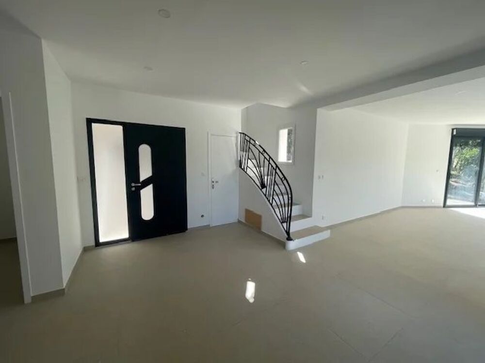 Vente Maison VILLA RESTAURÉE DE 153 M² – VUE DOMINANTE PLEIN SUD – CALME ABSO Lorgues