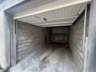  Parking / Garage � louer 1 pi�ce 15 m�