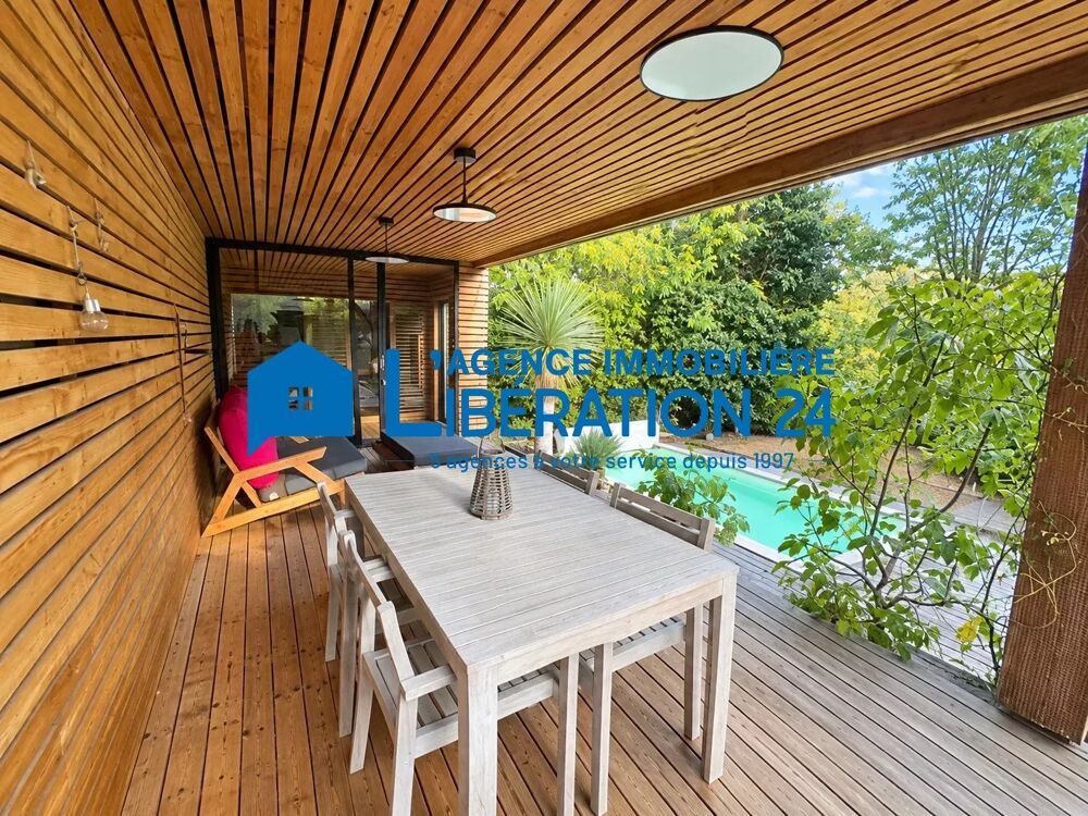 Vente Maison Maison 130 m² Terrain 639 m²  5 Chambres Piscine Unieux