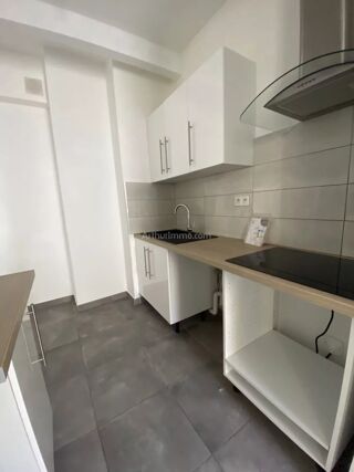 Appartement à louer 3 pièces 62 m²
