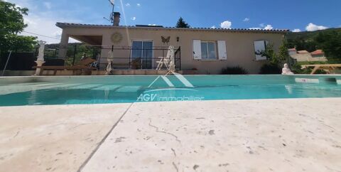 Maison de plain-pied avec piscine sur 1115 m² de terrain 322000 Rousson (30340)