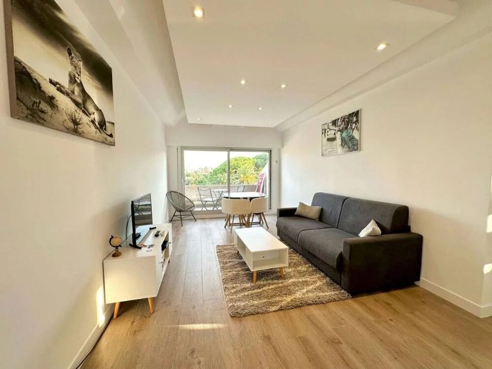Location Appartement Bel appartement deux pièces avec balcon Antibes