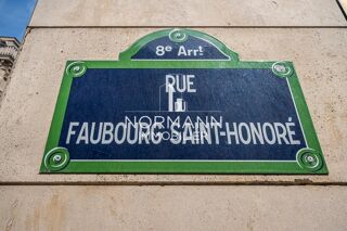 Vente Appartement PARIS 8 - FAUBOURG SAINT HONORE / HOCHE - DUPLEX - 2 CHAMBRES Paris 8