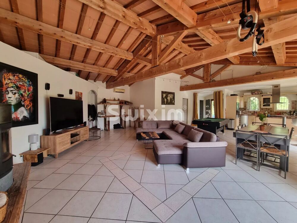 Vente Appartement haut de villa vue dégagée avec Piscine Vidauban