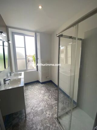  Maison à louer 5 pièces 94 m²