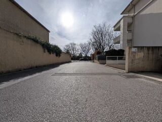 Parking / Garage  vendre 1 pice 16 m