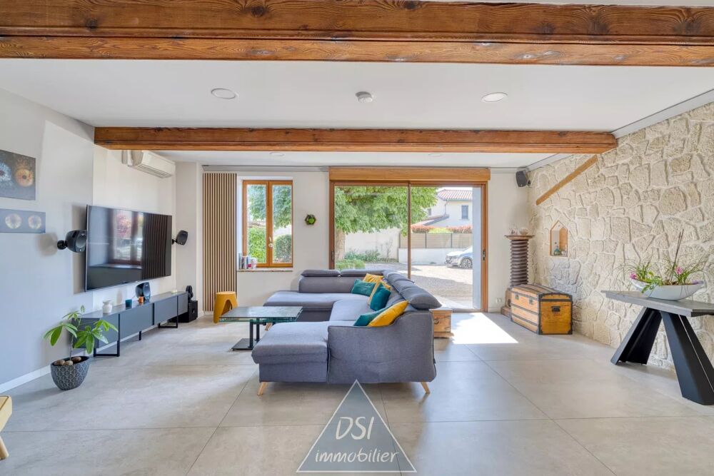 ? BIEN DEXCEPTION AU COEUR DE NIEVROZ - 226m² DE CHARME ET DE L