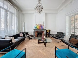  Maison à vendre 8 pièces 328 m²