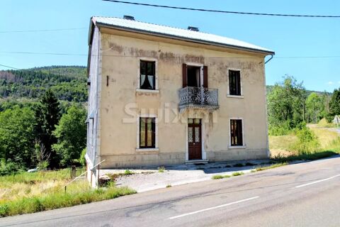   Grande maison de village � r�nover Maison - 8 pi�ce(s) - 156 m�