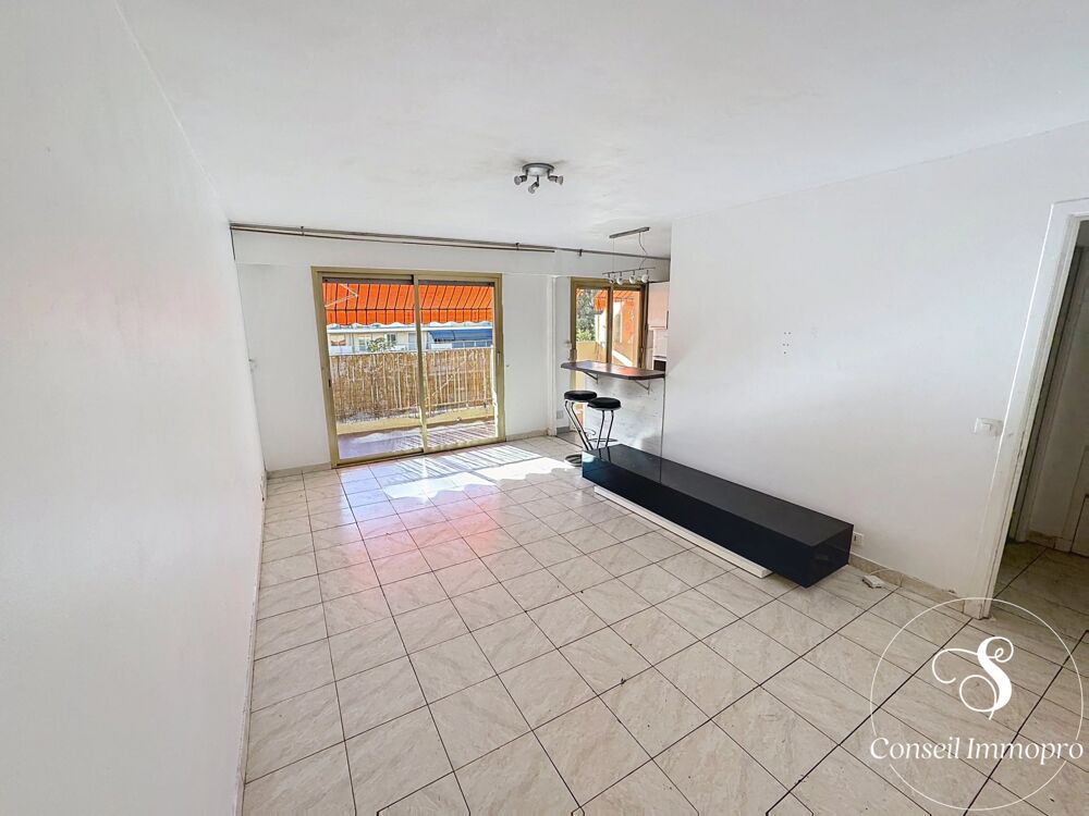 Le Cannet - Studio lumineux avec balcon plein sud