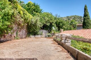  Maison  vendre 9 pices 348 m