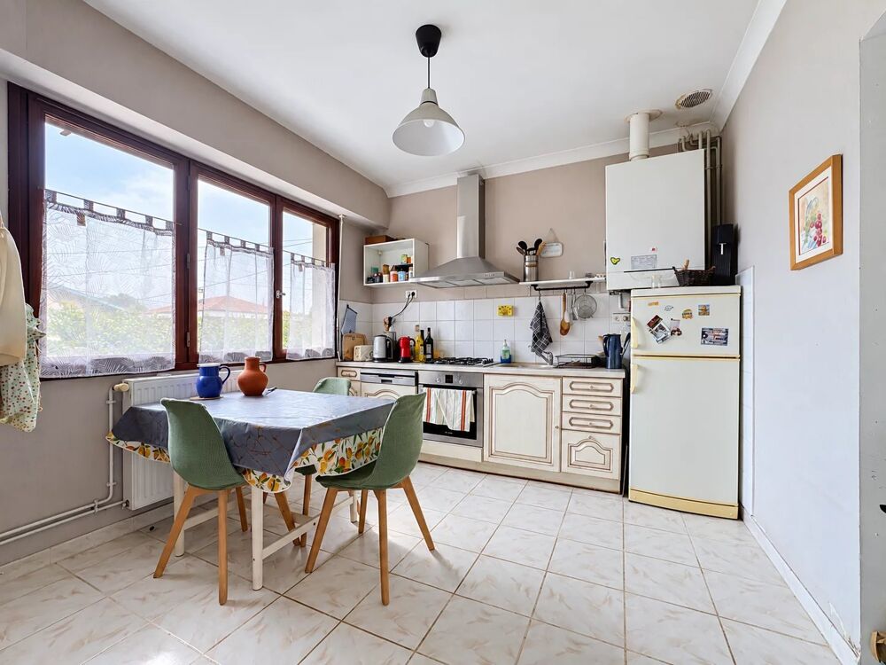 Vente Appartement Appartement 102 m² quatre chambres garage et jardin. Tarbes