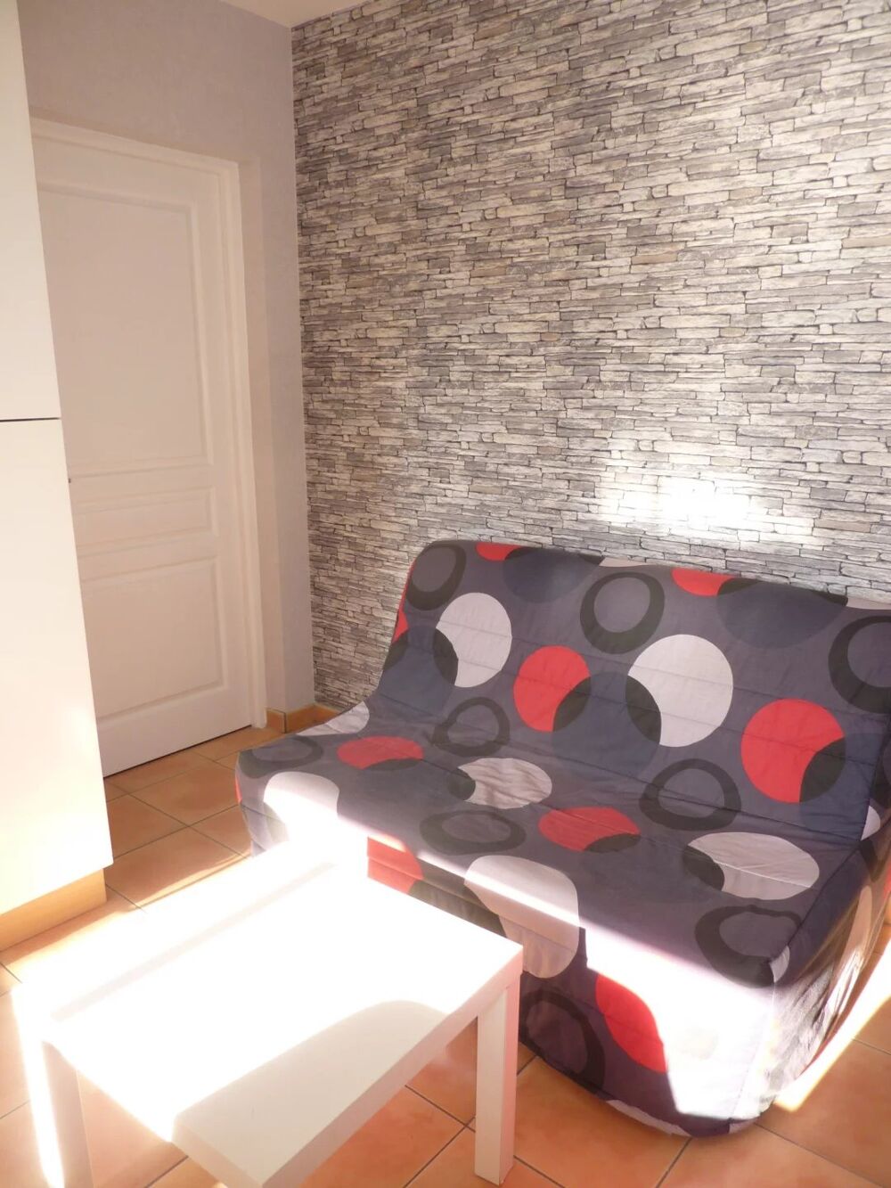 Location Appartement MONTBELIARD centre F1 meublé avec parking Montbéliard