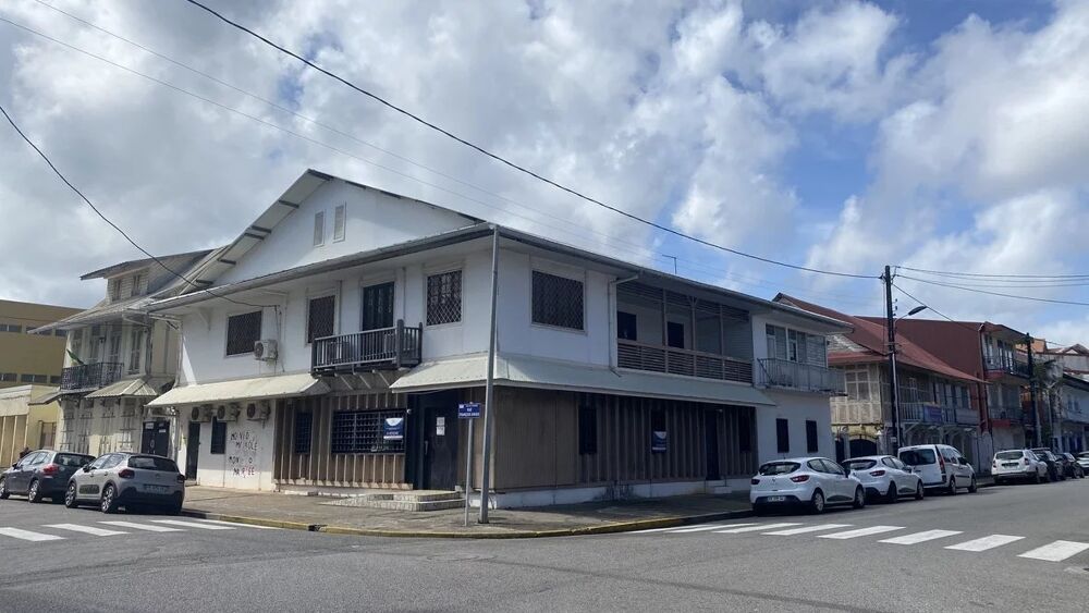 Vente Immeuble CAYENNE CENTRE-VILLE - ENSEMBLE DE BUREAUX DE 900 M² Cayenne